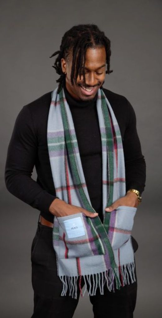 Pocket scarf style